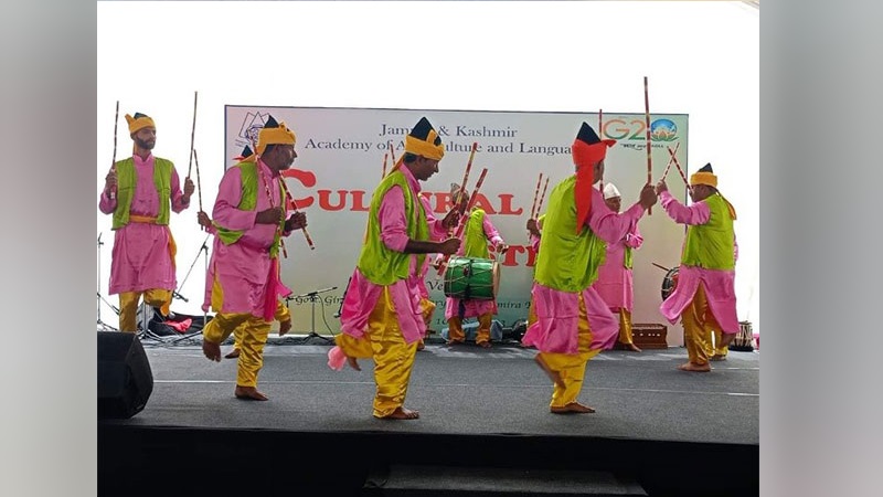 जम्मू कश्मीर में JKAACL ने कराया सांस्कृतिक महोत्सव’ का आयोजन, समृद्ध परंपरा और कश्‍मीरी प्रतिभा का मना जश्न
