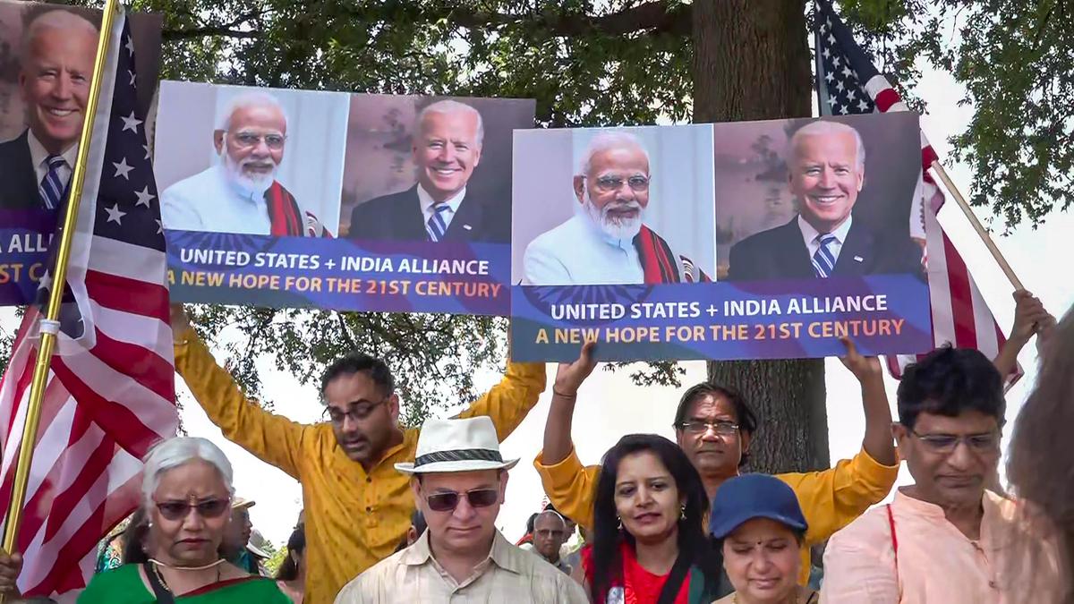 A Rising India: امریکہ کے ساتھ ایک رائزنگ انڈیا والٹز ڈانس اسٹیپس