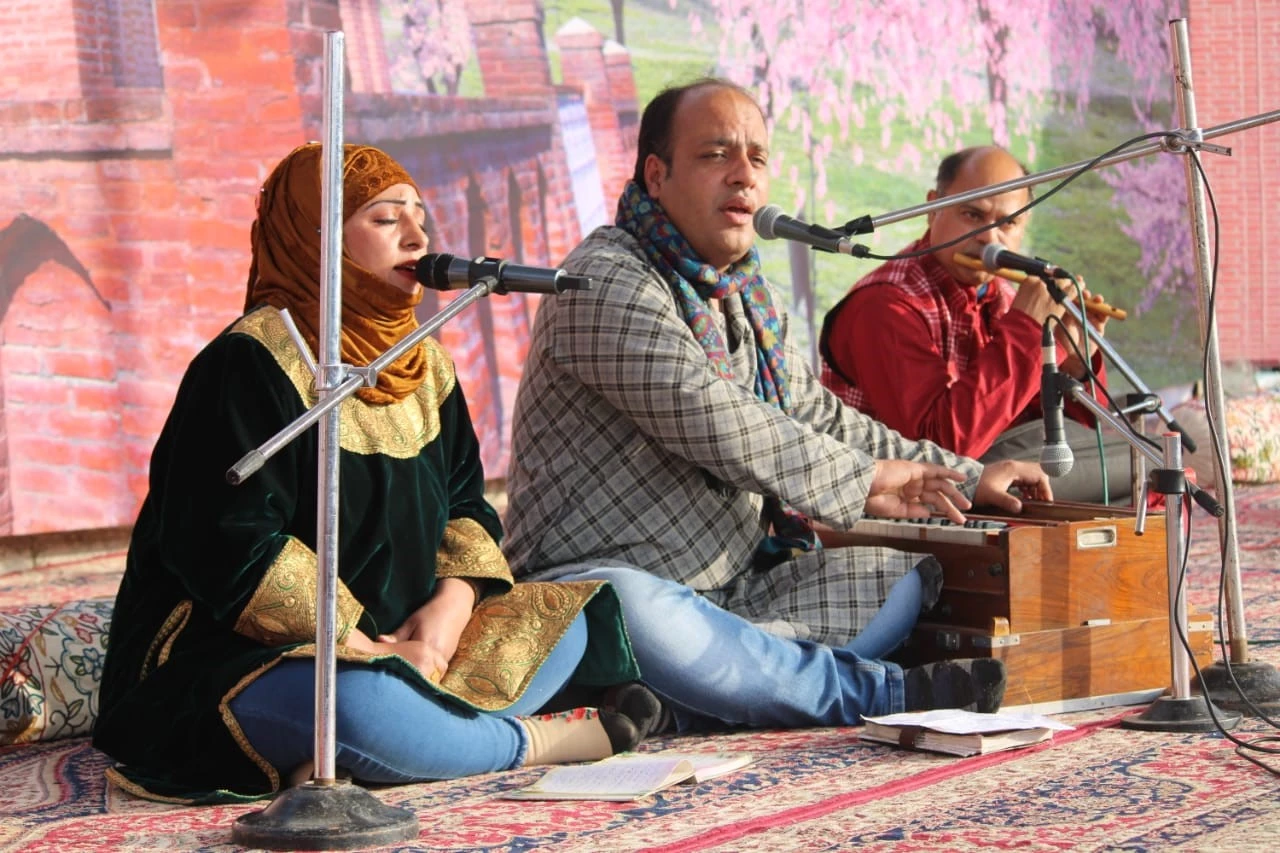 Raja Bilal: Maestro of Kashmiri folk music and a bridge between traditions: کشمیری لوک موسیقی کے استاد اور روایات کے درمیان ایک پل کا نام ہے راجہ بلال