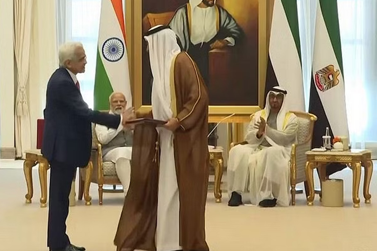 Narendra Modi and Sheikh Mohamed Bin Zayed Al Nahyan: ہندوستان، متحدہ عرب امارات نے سرحد پار لین دین کے لیے مقامی کرنسیوں کے استعمال کو فروغ دینے کے لیے مفاہمت ناموں پر دستخط کیے ہیں