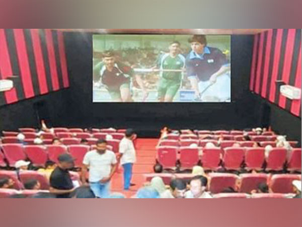 Jammu and Kashmir: شمالی کشمیر کے ہندواڑہ میں سنیما کی بحالی نے سحر انگیزی کو جنم دیا