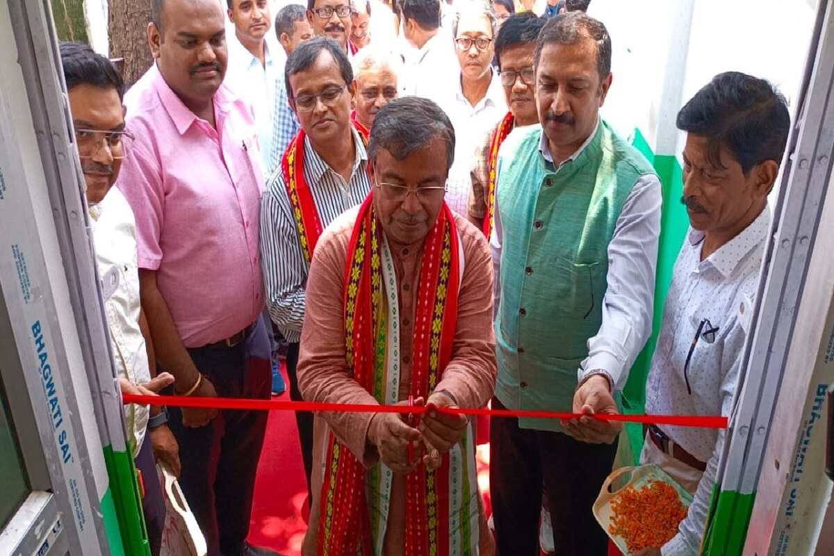 Minister Ratan Lal Nath Inaugurating Organic Retail Counter: تریپورہ کے 20,000 کسان نامیاتی کاشتکاری میں مصروف ہیں، وزیر رتن لال ناتھ نے آرگینک ریٹیل کاؤنٹر کا کیا افتتاح