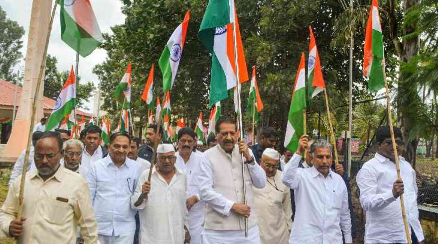 Rahul on The Adwani Path: Congress Yatra from Kanyakumari to Kashmir