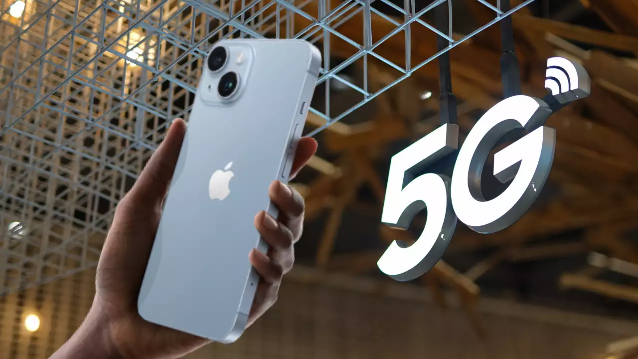 Apple Goes 5G