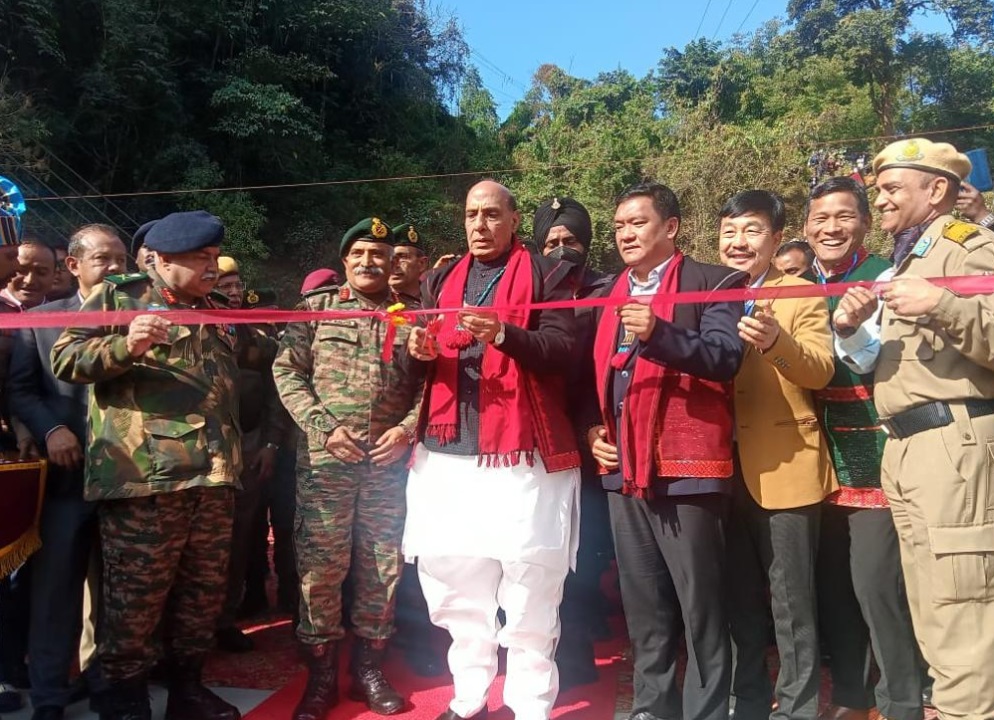 Defense Minister Rajnath Singh while inaugurating Siyom Bridge