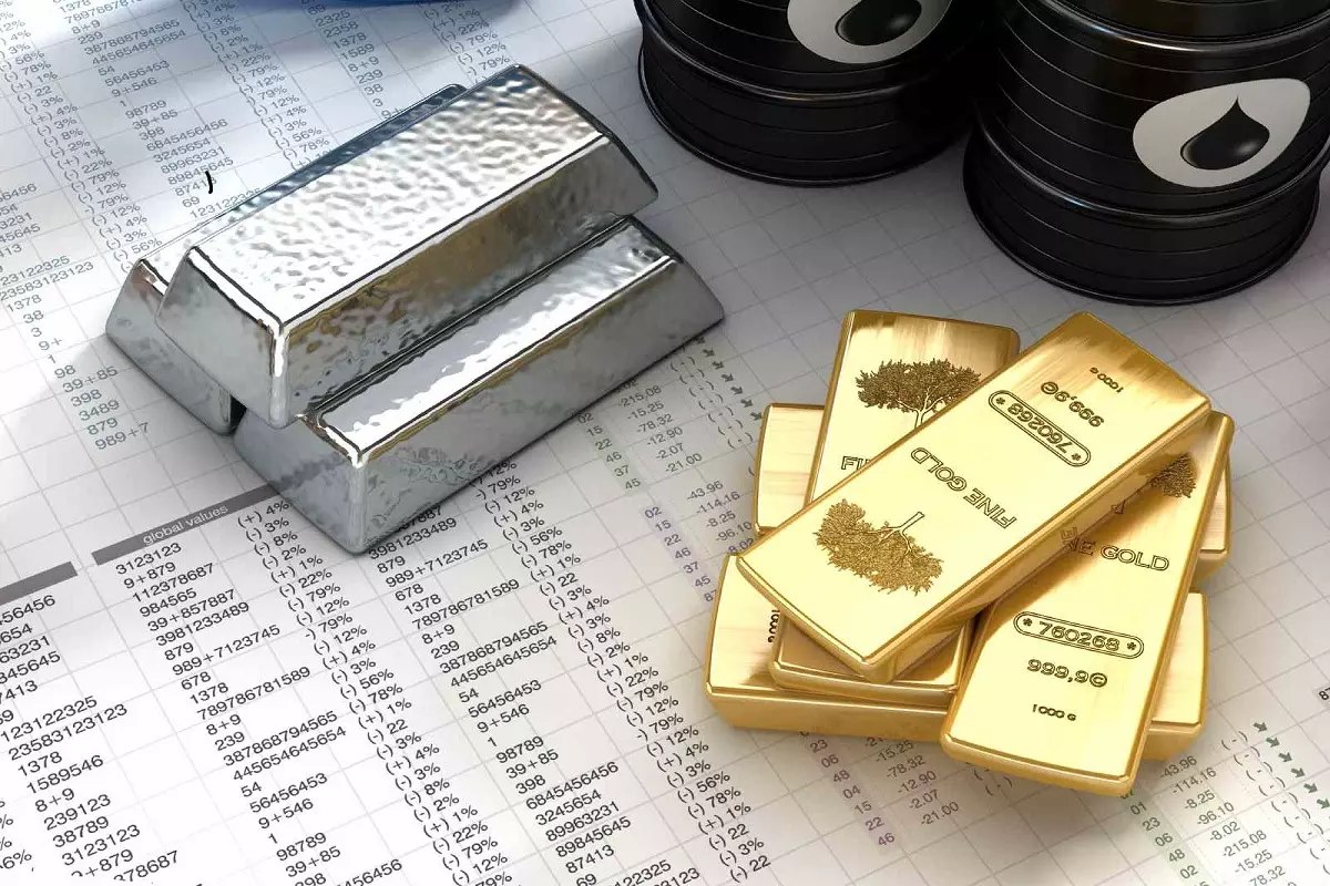 Gold And Silver Declines in Global Markets