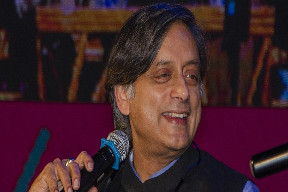 Shashi Tharoor Condoles Musharraf’s Demise, Calls Him ‘Foe-Turned-Real Force For Peace’; BJP Slams Congress