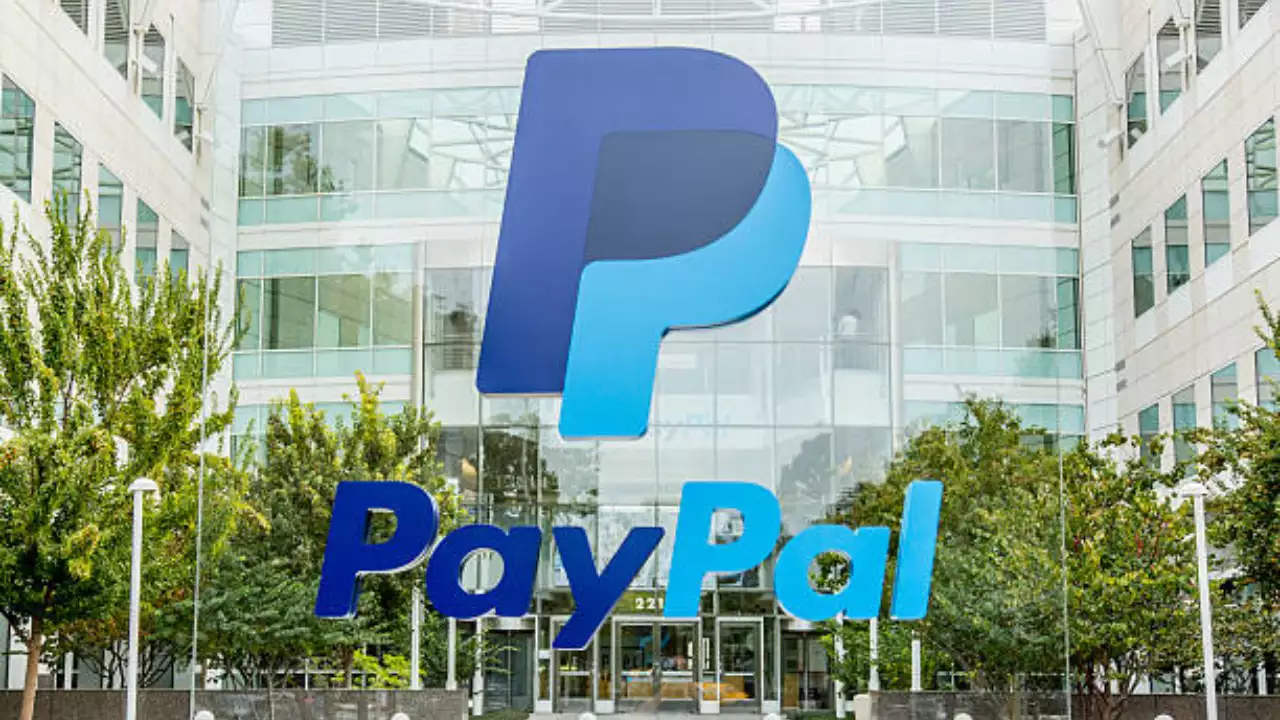 PayPal to lay off 7% of its workforce