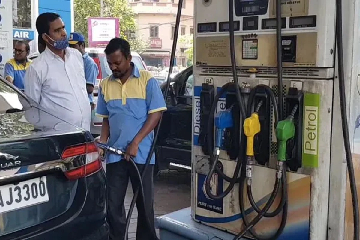 03 February 2023: No Change Seen In Fuel Price; Government To Invest Rs 30,000 Crore To Support Oil Companies