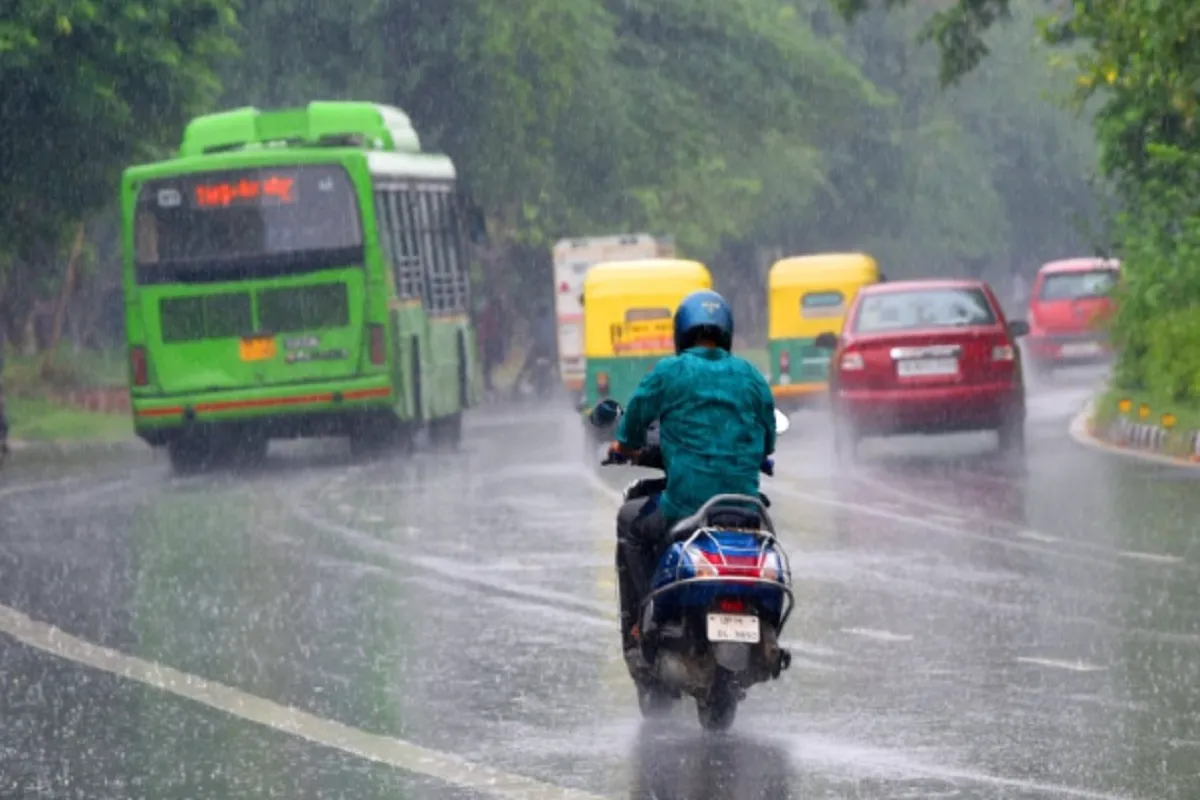 Heavy Rainfall Lashes Several Parts Of Delhi NCR, Led To Water Logging