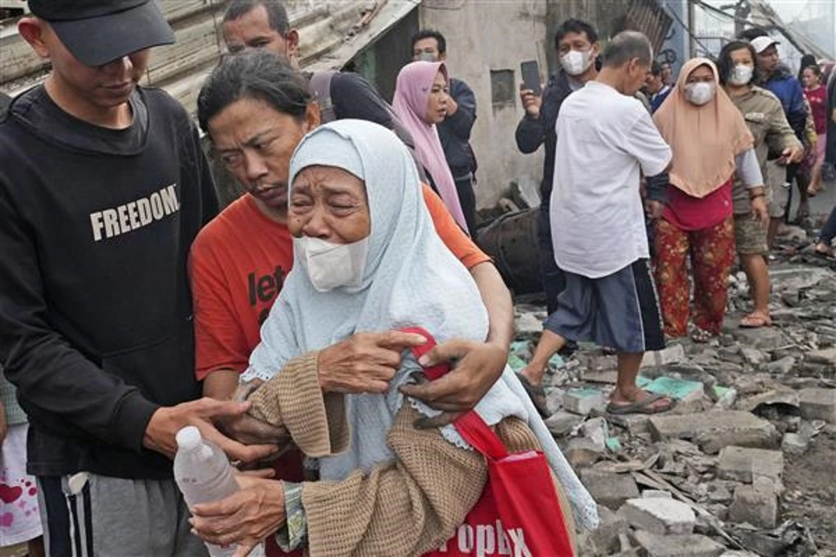 Fire In Jakarta Fuel Depot: 19 Killed, Three Still Missing, Several Survivors Shifted To Safer Place