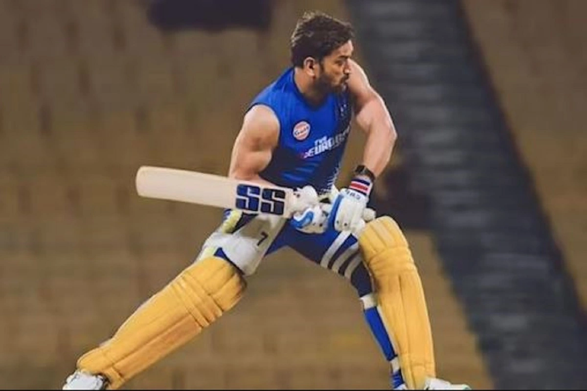 Crowd Goes Wild As The Skipper Of CSK, ‘MS Dhoni’ Comes Out To Bat At The Practice Match, Check Out The Video