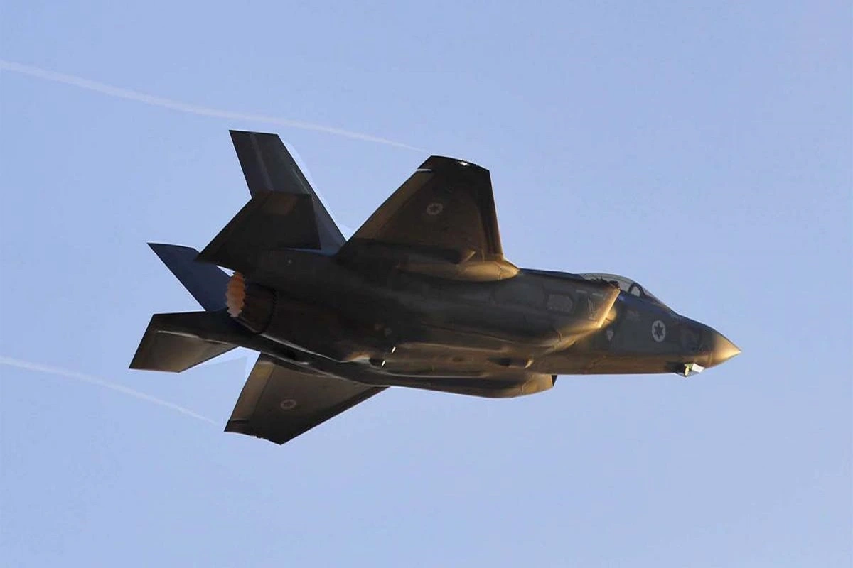 Israel Airstrikes In Syria’s Damascus Area, Wounds Two Soldiers