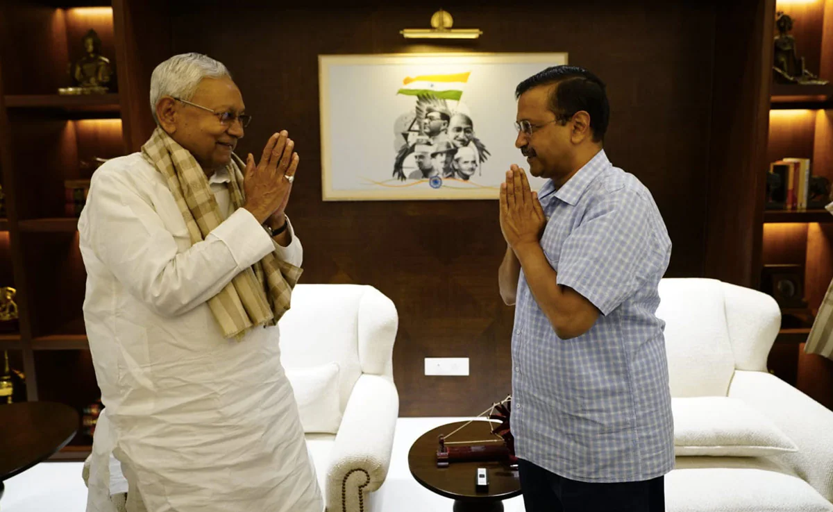 Nitish Kumar Adds One More Player To His Team; JDU Leader Meets Delhi CM Arvind Kejriwal