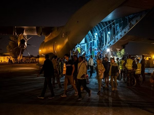 France Evacuates 538 People From Sudan, Including 5 Indians