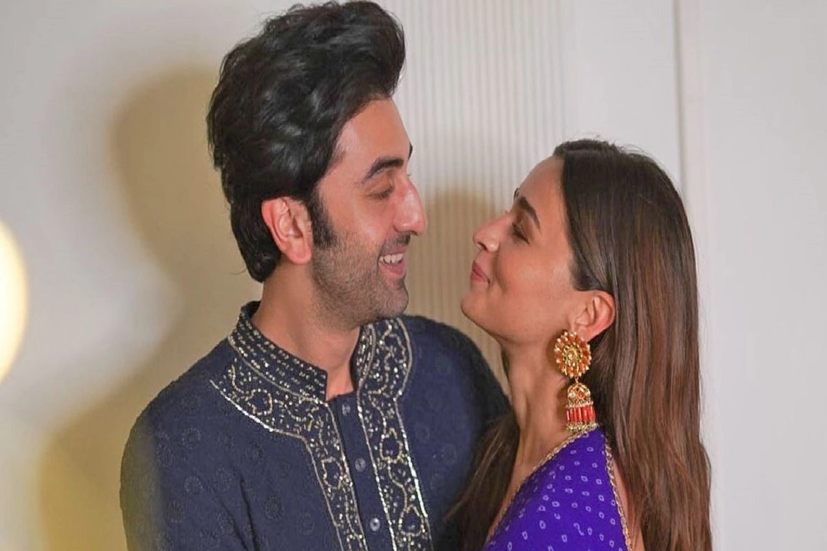 Alia Bhatt Shares Candid Picture Of Ranbir Kapoor With Daughter Raha, Later Deletes It, See Here