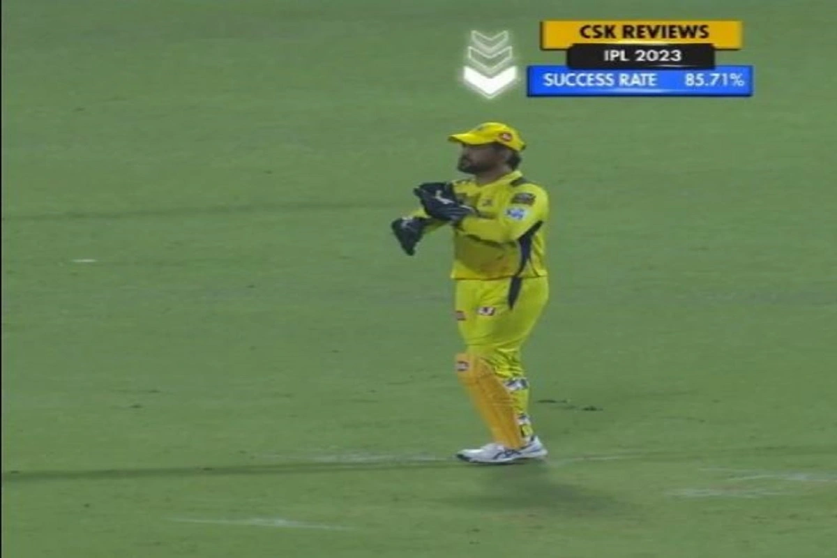 “DRS” Dhoni Review System Helps CSK To Regain 1st Position In The Points Table