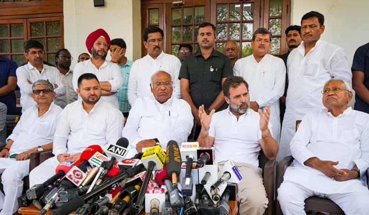 Rahul Gandhi Meets Opposition Leaders, Says – “Historic Step To Unite Opposition”