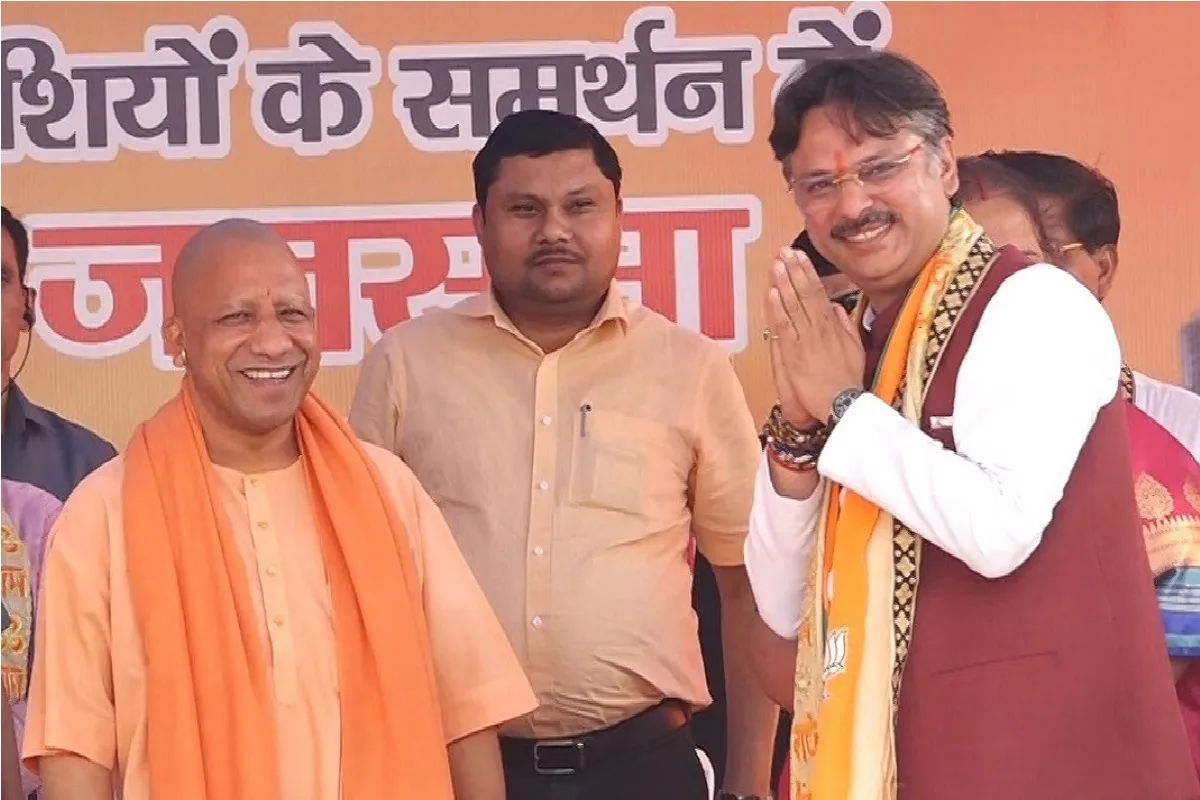 BJP MLA Rajeshwar Singh Pledged His Support For CM Yogi Says, “Where There Is Religion, There Is Victory”