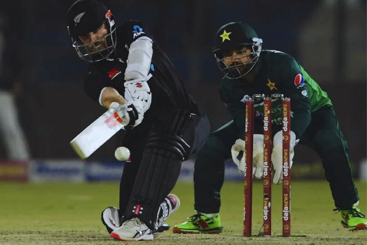 Pakistan Beats New Zealand In 3rd ODI, Clinches Series