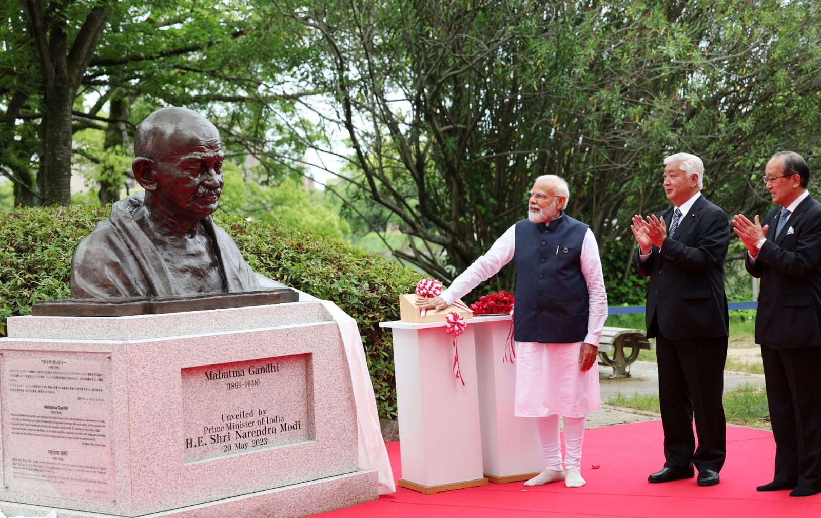 PM Modi Unveils Bust Of Mahatma Gandhi In Japan’s Hiroshima, Says It Will Take Forward Idea Of Non-Violence