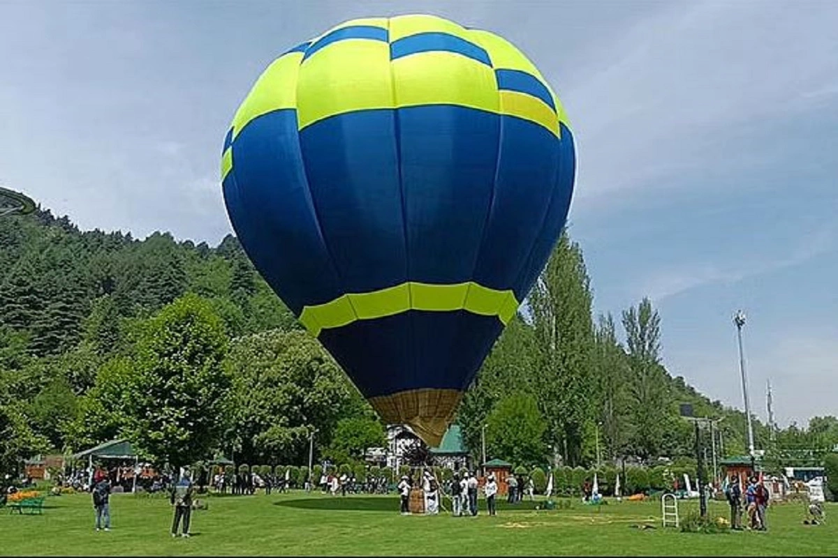 J&K Govt Launches Hot Air Balloon Ride To Boost Tourism During G20 Summit