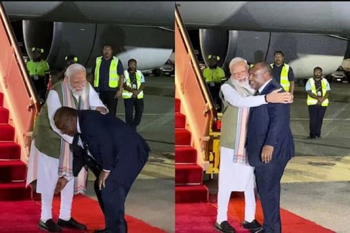 Marape touches PM Modi's feet