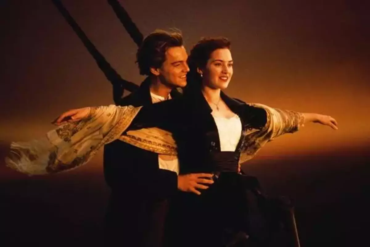 Viral: Chris Accidentally Plays ‘Titanic’ Song While Sitting Next To Kate Winslet