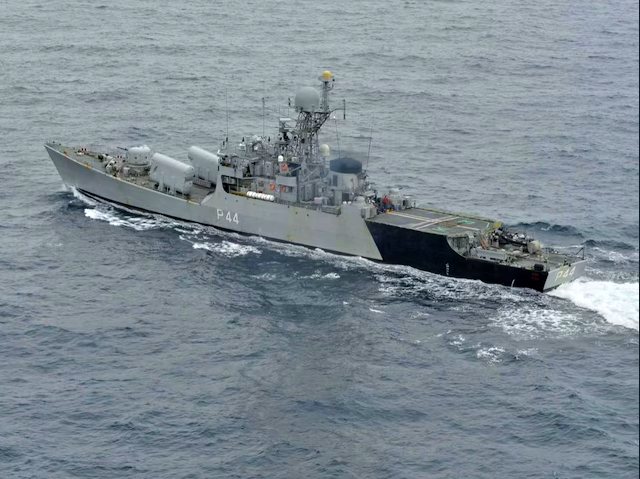 In A First, India Presents An Operable Warship to Vietna