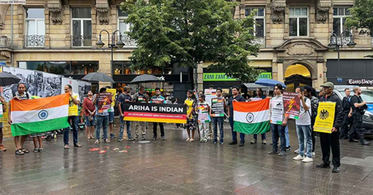 Germany: Indian Community Holds Peaceful Protest Demanding Repatriation Of Baby Ariha