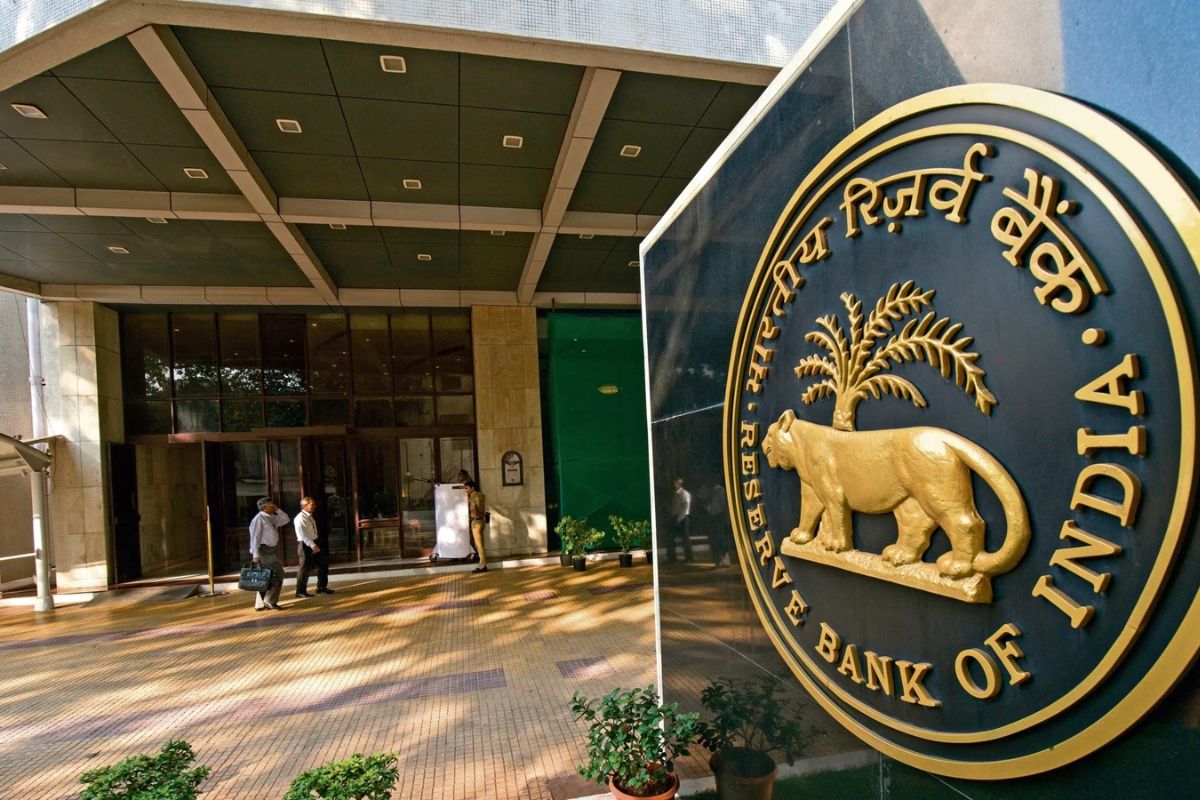 RBI Revokes Licenses of Two Cooperative Banks in Maharashtra and Karnataka