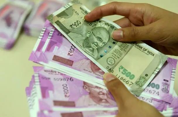 As Reserves Decline, Bangladeshi Banks Seek To Transact In Indian Rupees
