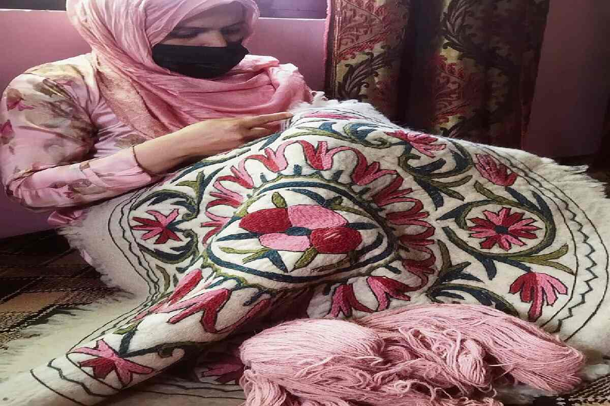 Almost Extinct Kashmiri Rugs Find New Lease