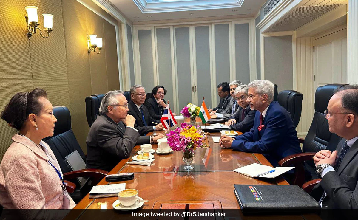 Jaishankar Meets Myanmarese Counterpart, Discusses India-Myanmar-Thailand Trilateral Highway